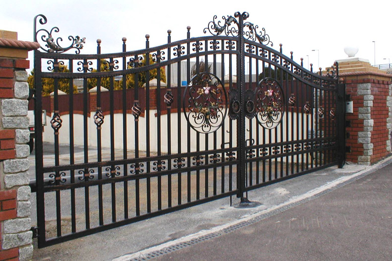 Tredegar Metal Gate Style